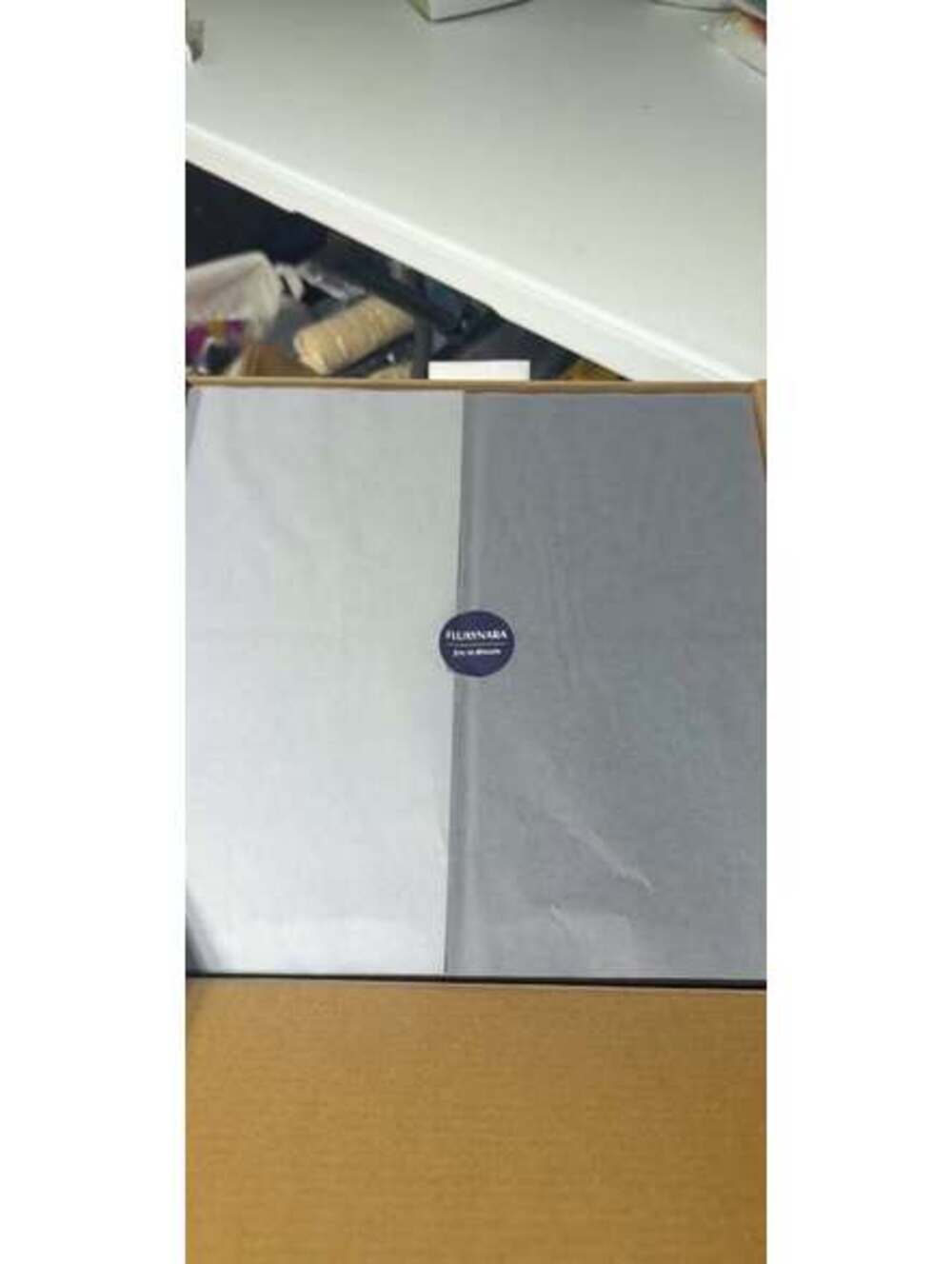 FLUXYNARA Box with Tissue Paper